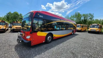 Picture of 2014 New Flyer XDE40 Hybrid Transit Bus