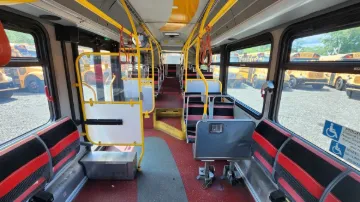 Picture of 2014 New Flyer XDE40 Hybrid Transit Bus