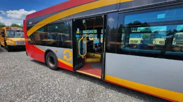 Picture of 2014 New Flyer XDE40 Hybrid Transit Bus