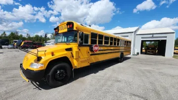 Picture of 2014 Blue Bird Vision 72P