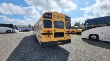 Picture of 2011 Bluebird Vision 72P 