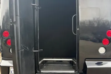 Picture of 2018 Freightliner Grech 39P