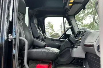 Picture of 2018 Freightliner Grech 39P