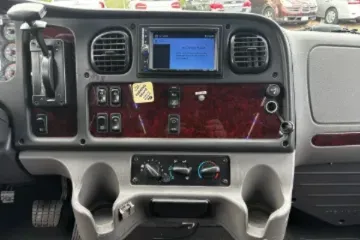 Picture of 2018 Freightliner Grech 39P