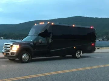 Picture of 2017 Ford F-450 Grech GM28