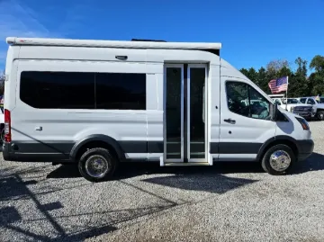 Picture of 2019 Ford Transit Mobile Office