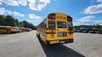 Picture of 2016 Blue Bird Vision 72P