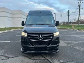 Picture of 2025 Mercedes-Benz Sprinter TWR 14 Passenger LIMO