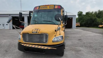 Picture of 2011 Thomas C2 81P