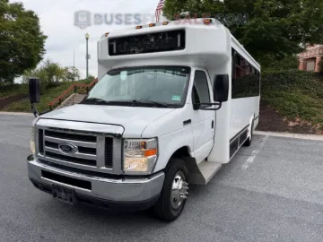 Picture of 2016 Ford E-450 Shuttle Bus ADA