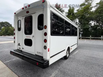 Picture of 2016 Ford E-450 Shuttle Bus ADA