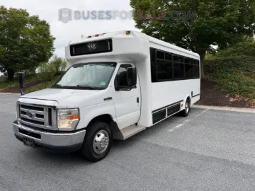 Picture of 2016 Ford E-450 Shuttle Bus ADA