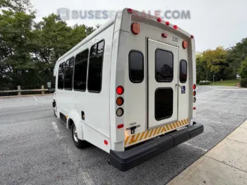 Picture of 2014 Ford E-350 Shuttle Bus ADA