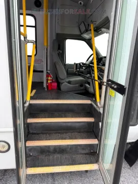 Picture of 2014 Ford E-350 Shuttle Bus ADA