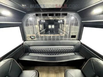 Picture of 2017 Ford E450 Glaval Limo Bus