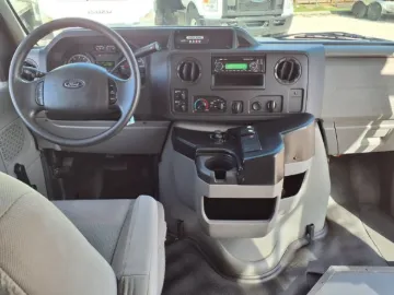 Picture of 2016 Ford E350 Shuttle Bus