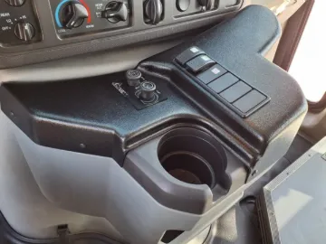Picture of 2016 Ford E350 Shuttle Bus