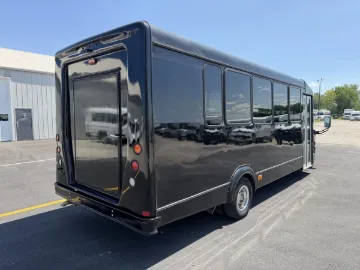 Picture of 2019 Ford Eldorado E450 Shuttle Bus