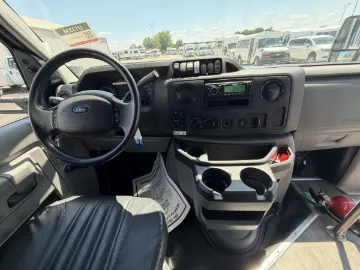 Picture of 2019 Ford Eldorado E450 Shuttle Bus