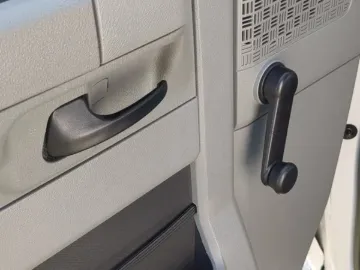 Picture of 2013 Ford E-350 14P Shuttle