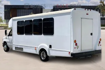 Picture of 2016 Ford E450 Shuttle Bus