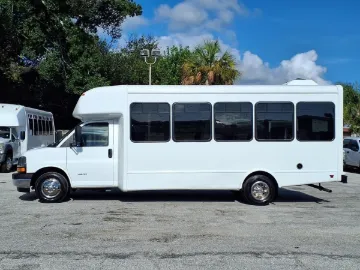 Picture of 2022 Chevrolet Express 4500 Shuttle Bus