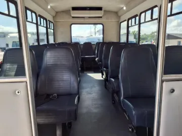 Picture of 2022 Chevrolet Express 4500 Shuttle Bus