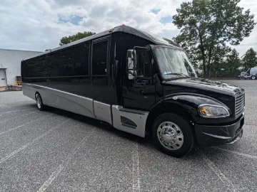 Picture of 2014 Freightliner M2 Gm40 Executive Shuttle Bus