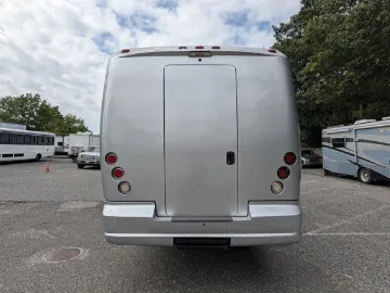 Picture of 2014 Freightliner M2 Gm40 Executive Shuttle Bus