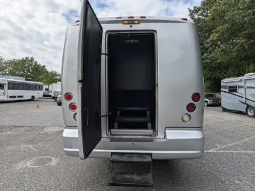 Picture of 2014 Freightliner M2 Gm40 Executive Shuttle Bus