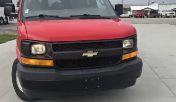Picture of 2017 Chevrolet Express 2500 Passenger Van