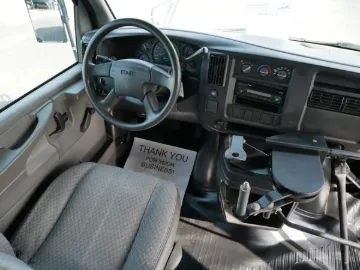 Picture of 2004 Thomas Built Buses Minotour Shuttle Bus