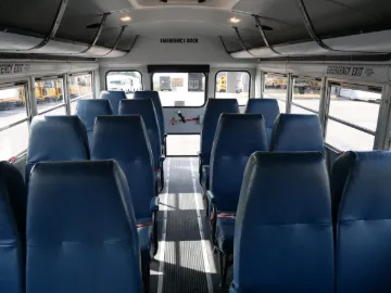 Picture of 2004 Thomas Built Buses Minotour Shuttle Bus