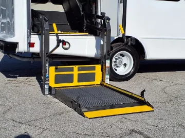 Picture of 2022 Chevrolet Express 4500 Shuttle Bus ADA