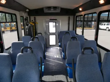 Picture of 2005 Ford Startrans Shuttle Bus ADA