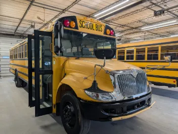 2018 International CE 77P
