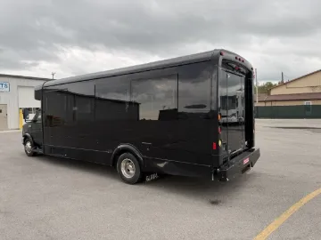 Picture of 2017 Ford E450 Glaval Limo Bus