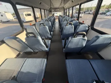 Picture of 2018 Freightliner S2 Glaval Mid Size Bus