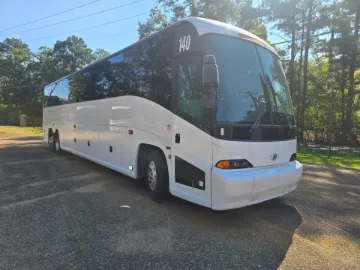 Picture of 2005 MCI J4500 56P