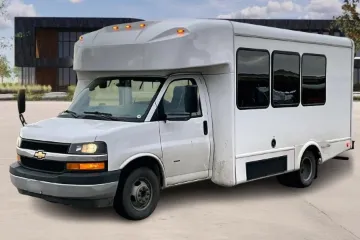Picture of 2022 Chevrolet Express Shuttle Bus