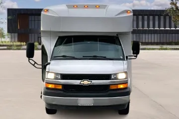 Picture of 2022 Chevrolet Express Shuttle Bus