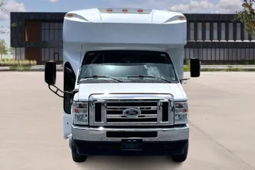 Picture of 2023 Ford E450 Shuttle Bus