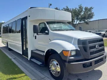 Picture of 2015 Ford F650 Stacraft Mid Size Bus