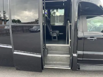 Picture of 2026 Ford F-600 Gm33 Shuttle Bus