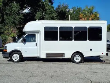 Picture of 2022 Chevrolet Express 4500 Shuttle Bus ADA