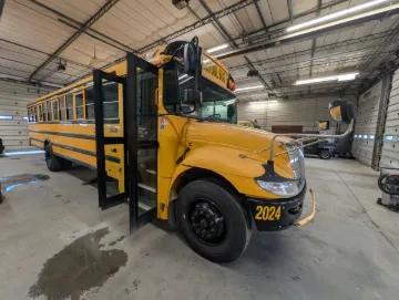 2020 International CE 72P