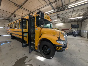 2020 International CE 72P