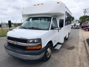 Picture of 2017 Chevrolet Express 4500 Starcraft Shuttle Bus ADA