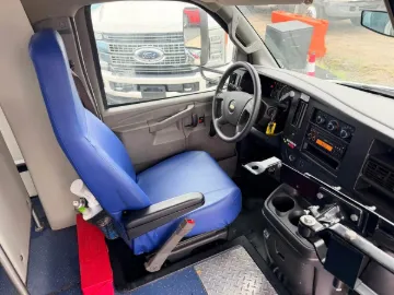 Picture of 2017 Chevrolet Express 4500 Starcraft Shuttle Bus ADA