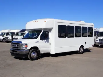 Picture of 2022 Ford E450 Startrans Senator Shuttle Bus